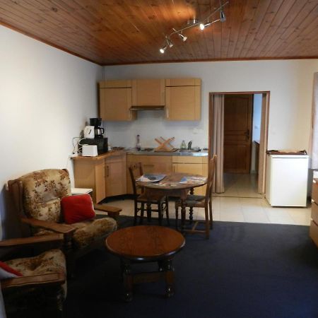Hotel Les Charmilles De Mormal Landrecies Екстериор снимка