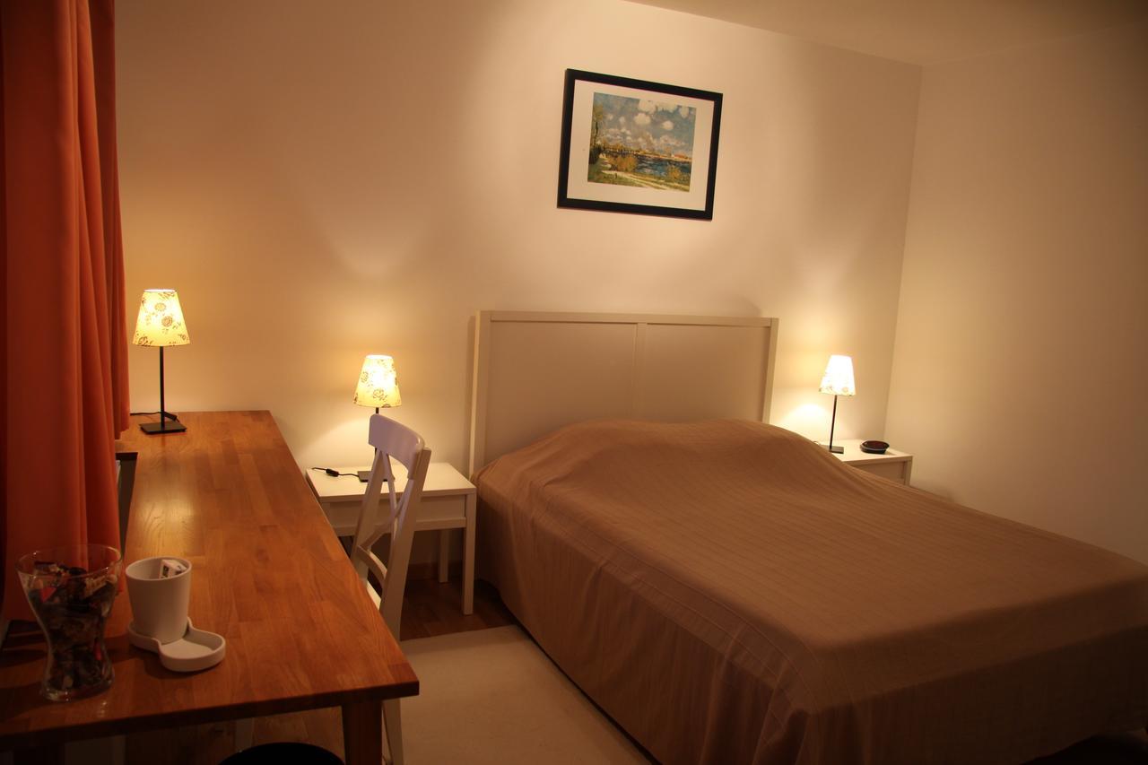 Hotel Les Charmilles De Mormal Landrecies Стая снимка
