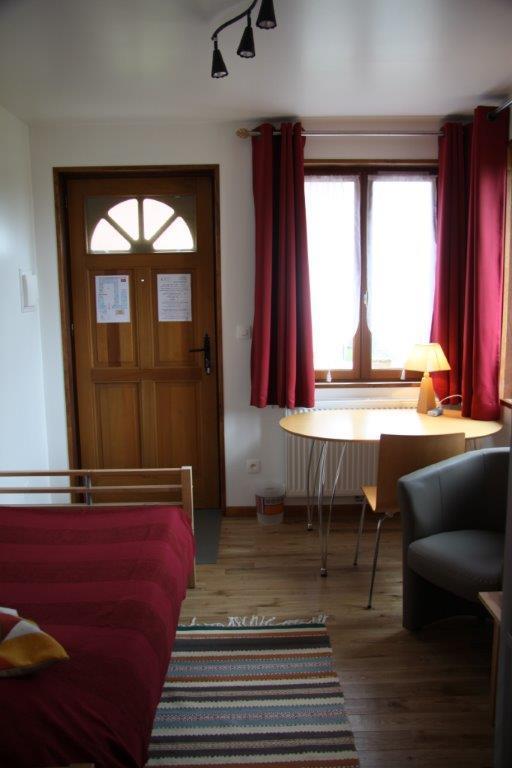 Hotel Les Charmilles De Mormal Landrecies Екстериор снимка