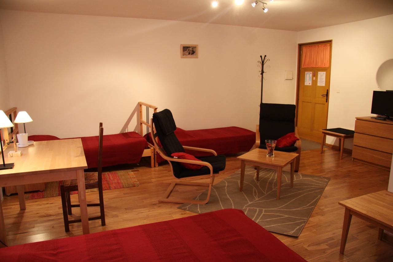 Hotel Les Charmilles De Mormal Landrecies Екстериор снимка